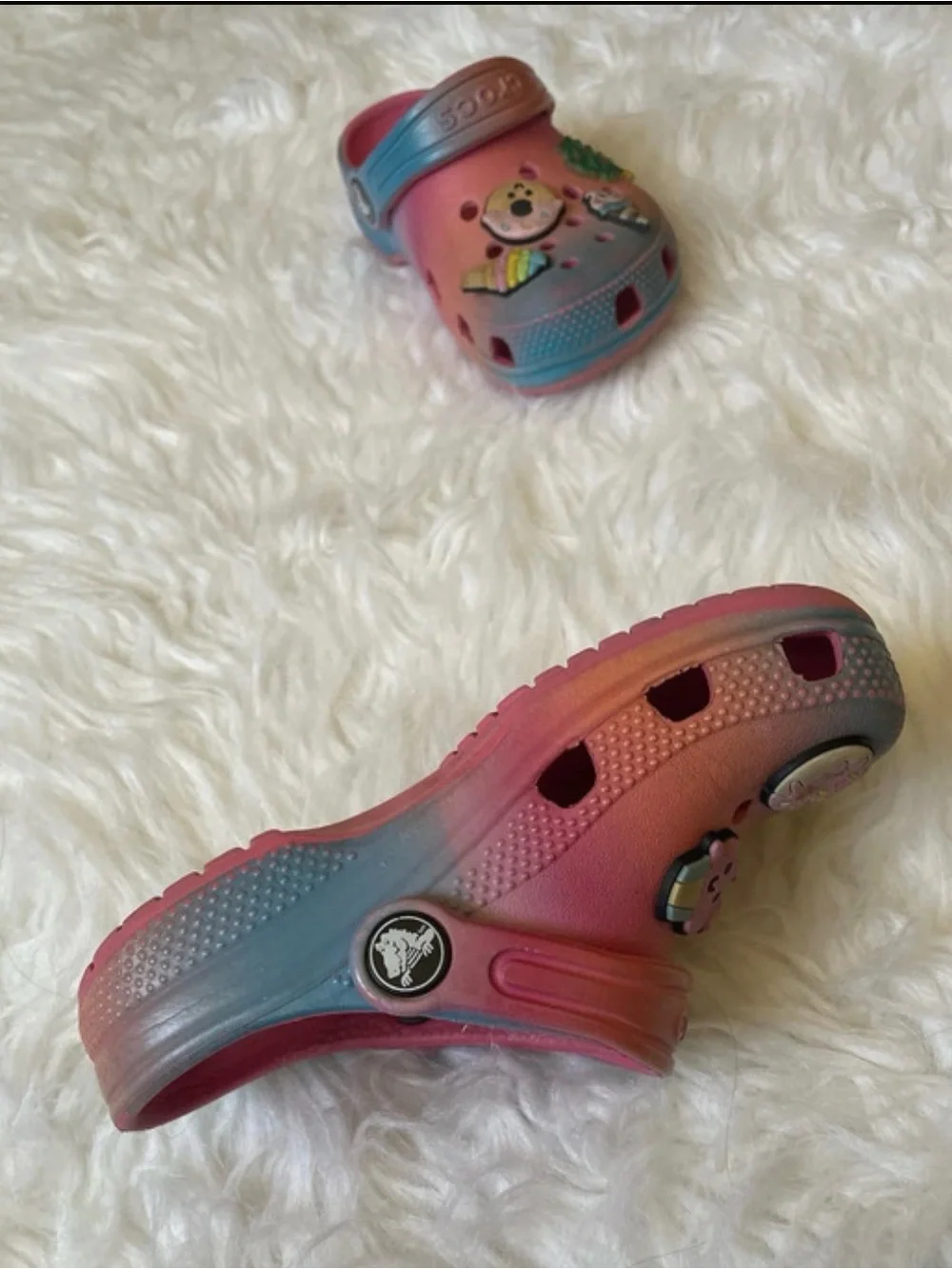 CROCS size 10
